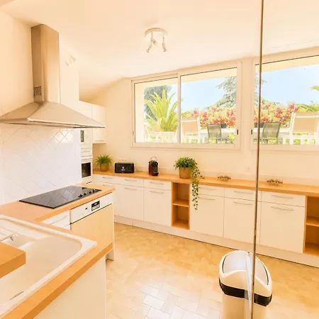 Oasis Secrete A - Prestigieuse Historique Jardin Ombrage Centre Et Plages A Pied